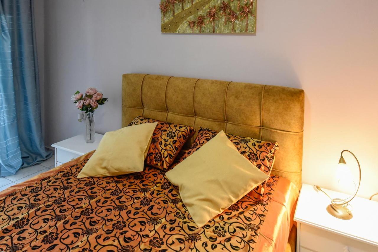Anemos Old Town Apartment Kavála ภายนอก รูปภาพ