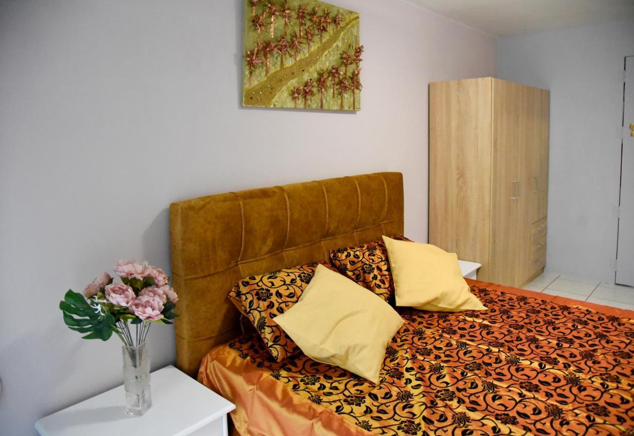 Anemos Old Town Apartment Kavála ภายนอก รูปภาพ