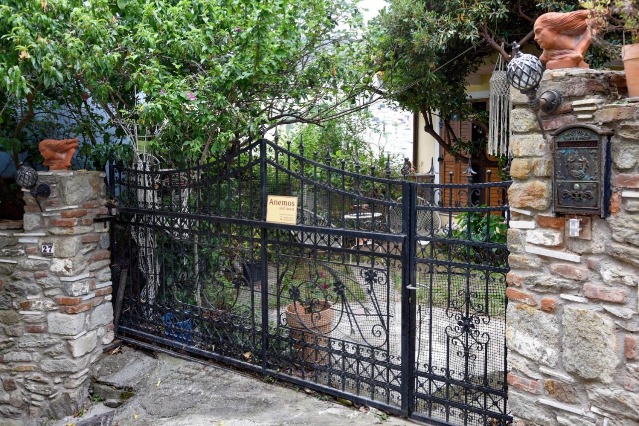 Anemos Old Town Apartment Kavála ภายนอก รูปภาพ