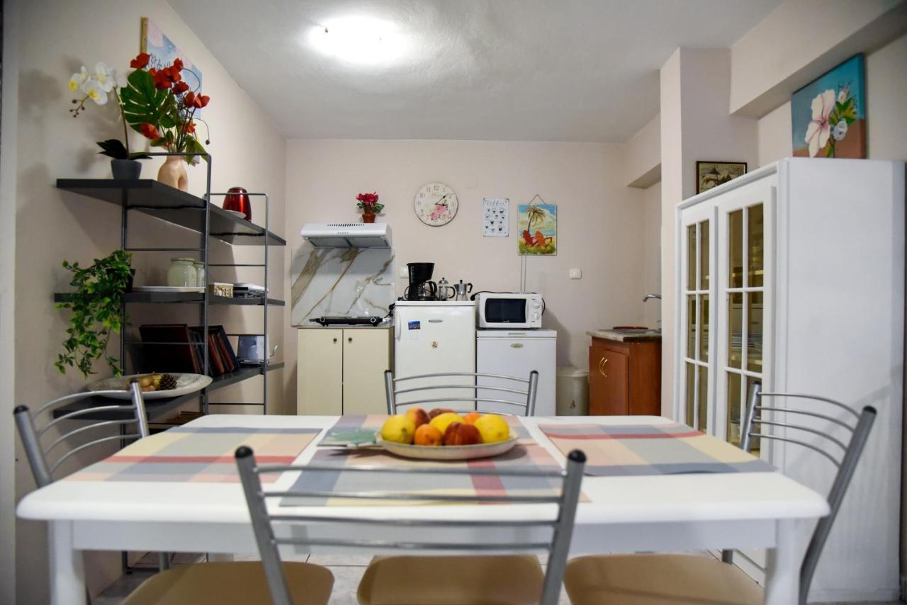 Anemos Old Town Apartment Kavála ภายนอก รูปภาพ